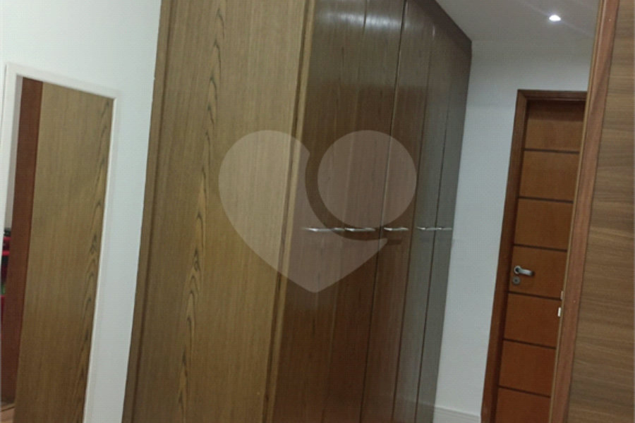 Casa à venda com 3 quartos, sendo 2 suítes, no condomínio Palmas do Tremembé, São Paulo - SP