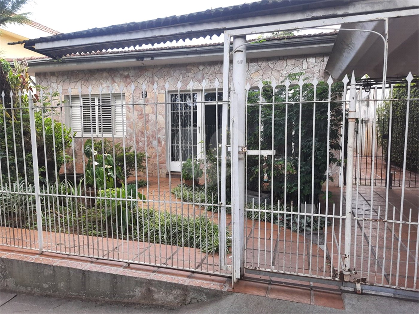 Casa à venda com 4 quartos, sendo 1 suíte, em Jardim Trussardi, São Paulo, SP