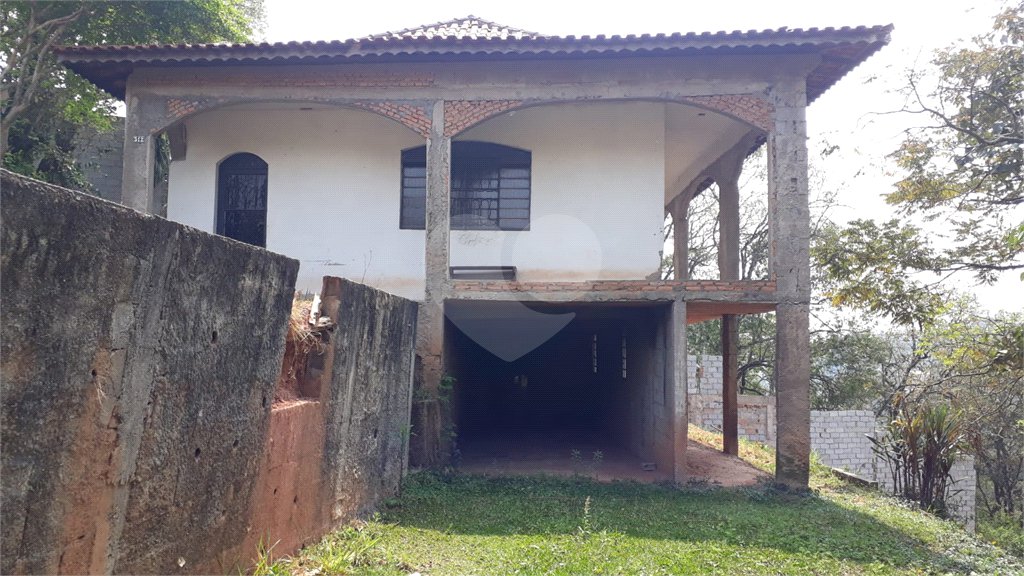 Casa à venda com 2 quartos em Mato Dentro, Mairiporã, SP
