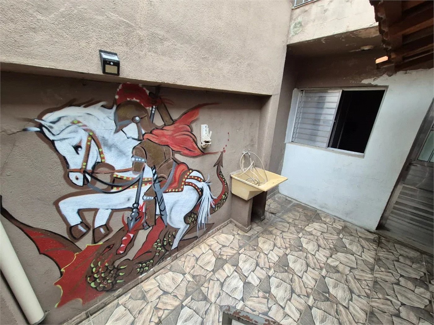 Sobrado à venda com 4 quartos, sendo 2 suítes, em Vila Romana, São Paulo, SP