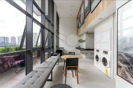 Apartamento à venda com 1 quarto em Vila Cordeiro, São Paulo, SP