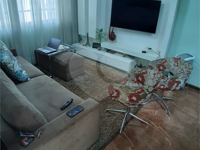 Sobrado à venda com 3 quartos em Tremembé, São Paulo, SP
