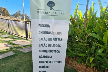 Casa à venda com 3 suítes no condomínio Reserva dos Jatobás, Louveira - SP