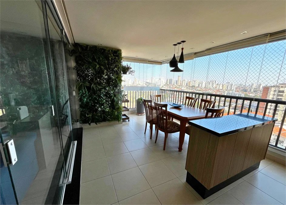 Apartamento à venda com 3 quartos, sendo 1 suíte, em Santana, São Paulo, SP