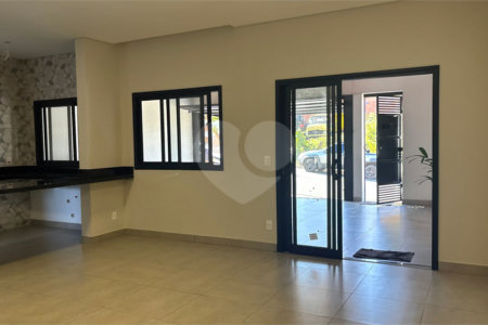 Casa à venda com 2 quartos, sendo 1 suíte, em Parque Residencial Sabiás, Indaiatuba, SP