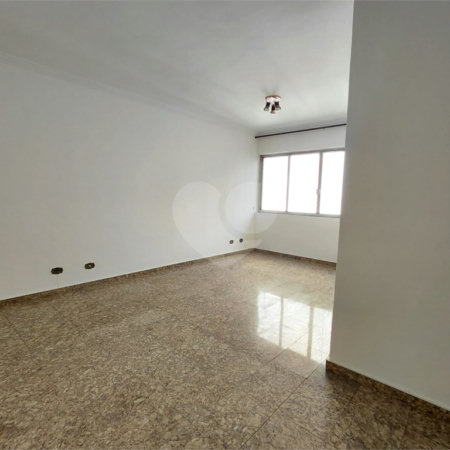 Apartamento à venda com 2 quartos, sendo 1 suíte, em Água Branca, São Paulo, SP