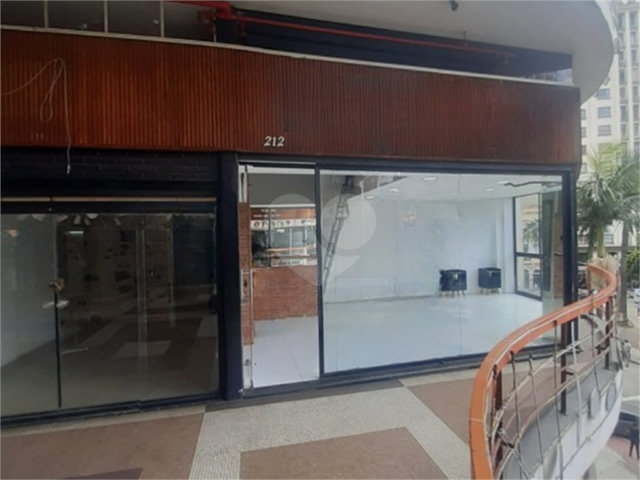 Loja à venda ou para alugar no Centro, São Paulo, SP