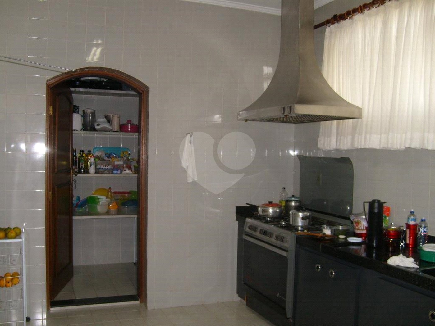 Casa à venda ou para alugar com 4 quartos, sendo 2 suítes,  no Centro, Vinhedo, SP