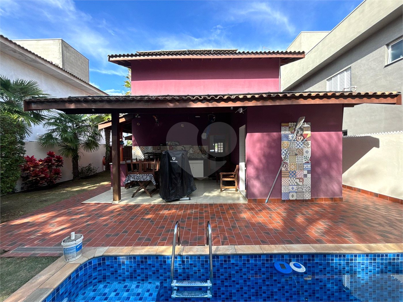 Casa à venda com 3 suítes no condomínio Atibaia Park I, Atibaia - SP