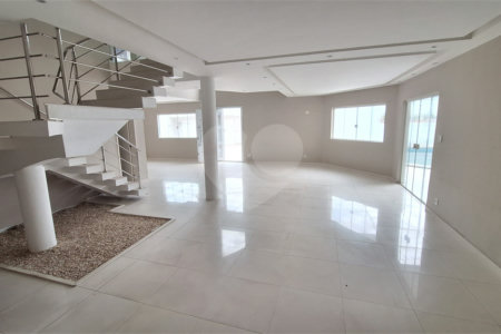 Casa à venda com 4 suítes no condomínio Pedra Mar, Rio de Janeiro - RJ