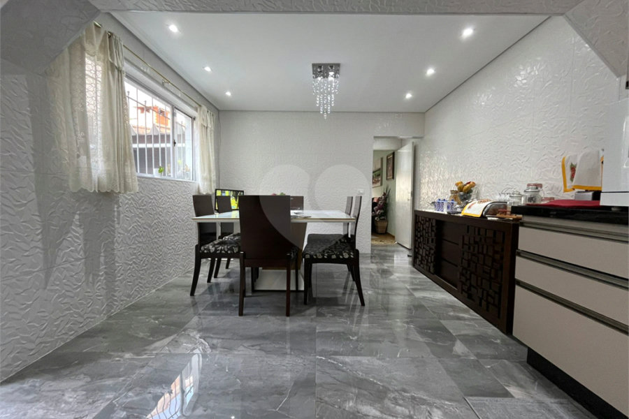 Sobrado à venda com 2 quartos, sendo 1 suíte, em Vila Nova Mazzei, São Paulo, SP