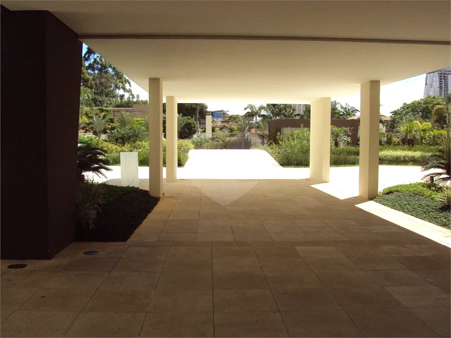 Apartamento à venda com 3 quartos, sendo 2 suítes,  em Granja Julieta, São Paulo, SP