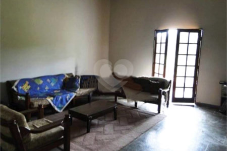 Casa à venda com 5 quartos, sendo 1 suíte,  no condomínio Chacaras do Lago, Vinhedo - SP