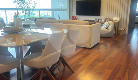 Apartamento à venda com 3 suítes em Jardim Marajoara, São Paulo, SP