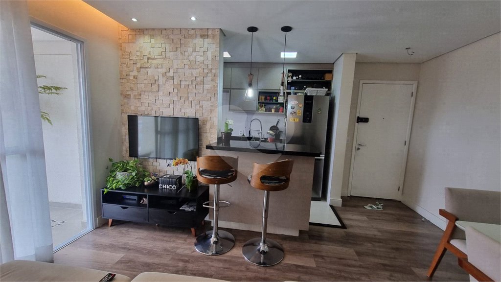Apartamento à venda com 3 quartos, sendo 1 suíte,  em Chácara São João, São Paulo, SP