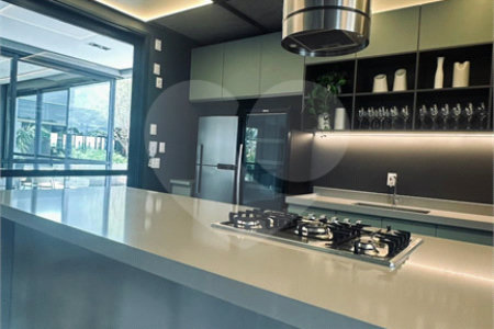 Apartamento à venda com 3 quartos, sendo 1 suíte, em Cidade Alta, Cuiabá, MT