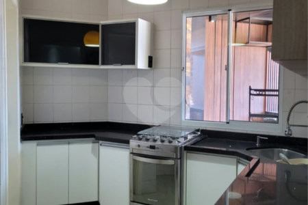 Casa à venda com 3 quartos, sendo 1 suíte,  no condomínio Villa Bella, Sorocaba - SP
