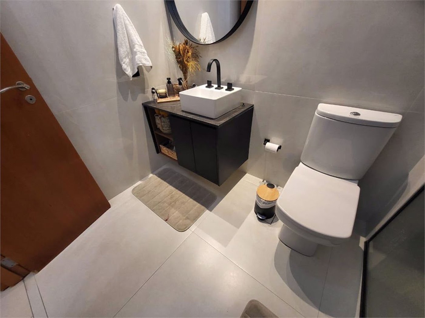 Apartamento Residencial à venda, Gonzaga, Santos - AP1097.