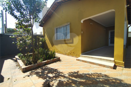 Casa à venda com 3 quartos, sendo 1 suíte, em Vila Assis, Sorocaba, SP