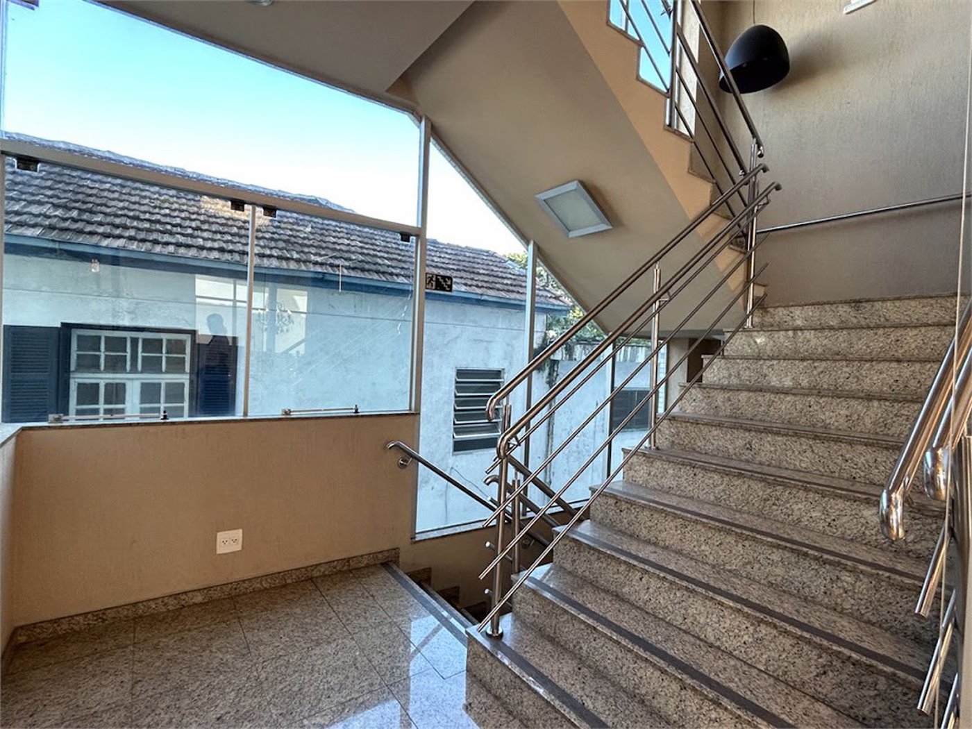 Sala para Alugar, 1629 M² por R$ 70.000 - Encruzilhada - Santos/Sp