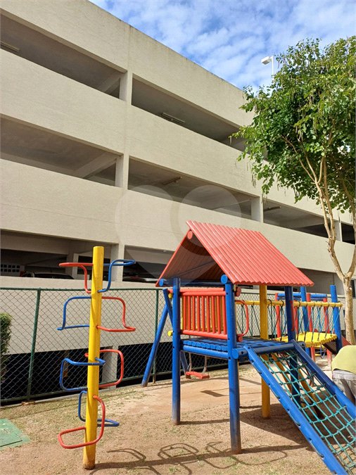 Apartamento à venda com 2 quartos, sendo 1 suíte,  em Parque Santana, Mogi das Cruzes, SP