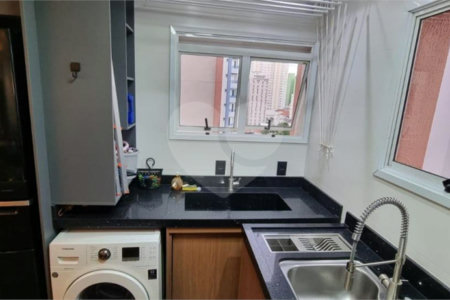 Apartamento à venda com 2 suítes em Pinheiros, São Paulo, SP