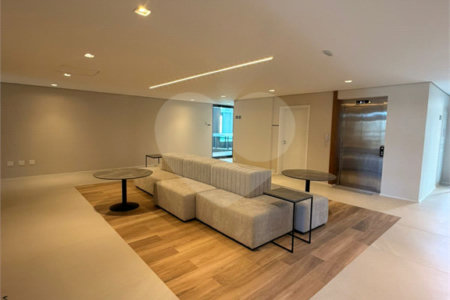 Apartamento à venda com 4 quartos, sendo 3 suítes, em Água Branca, São Paulo, SP