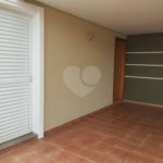 Casa à venda com 3 quartos, sendo 1 suíte,  no condomínio Vila Aracoara, Araraquara - SP