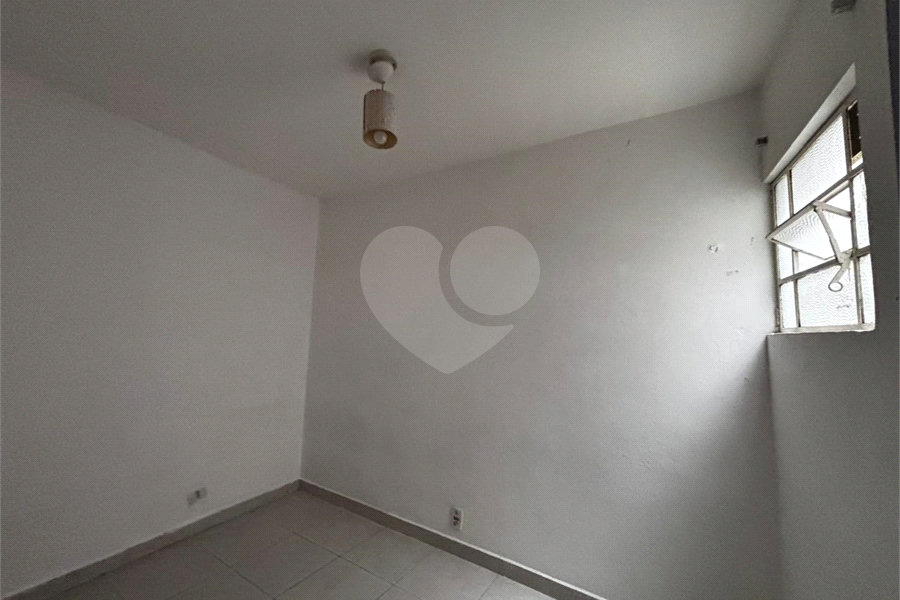 Sobrado à venda com 3 quartos em Vila Dom Pedro Ii, São Paulo, SP
