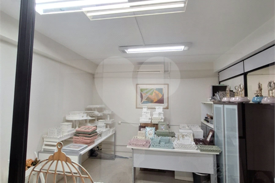 Prédio à venda em Santana, São Paulo, SP