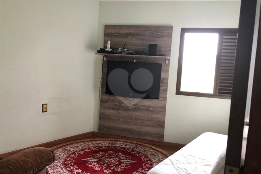 Sobrado à venda com 3 quartos, sendo 1 suíte,  em Vila Guilherme, São Paulo, SP