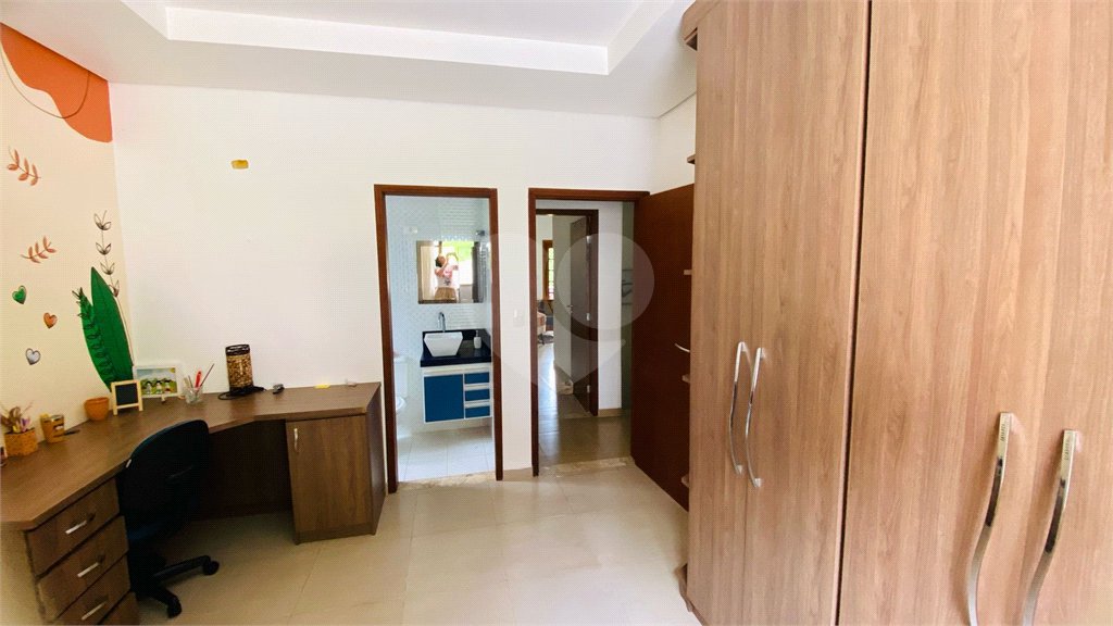 Casa à venda com 3 suítes em Dos Finco, São Bernardo do Campo, SP