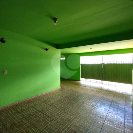 Casa à venda com 3 quartos, sendo 1 suíte, no Centro, Itapetininga, SP