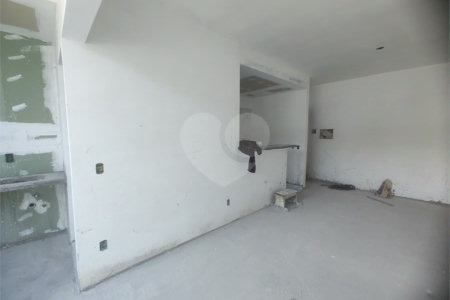 Apartamento 2 dormitórios (1 suíte) com vaga garagem, excelente localização, programa MCMV