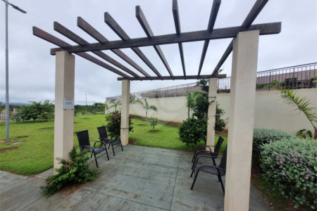 Casa térrea no residencial Villeneuve - São Carlos/SP