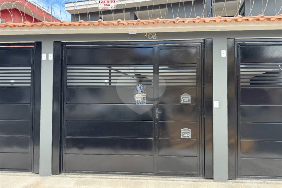 Sobrado à venda com 3 quartos, sendo 1 suíte, em Parada Inglesa, São Paulo, SP