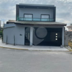 Casa à venda com 3 quartos, sendo 1 suíte, no condomínio Real Park Tietê, Mogi das Cruzes - SP