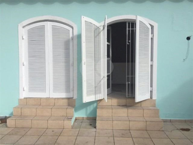 Casa à venda com 3 quartos, sendo 1 suíte,  em Morumbi, São Paulo, SP