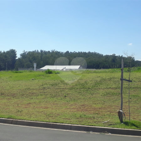 Casa à venda no condomínio Villa dos Pinheiros, Indaiatuba - SP