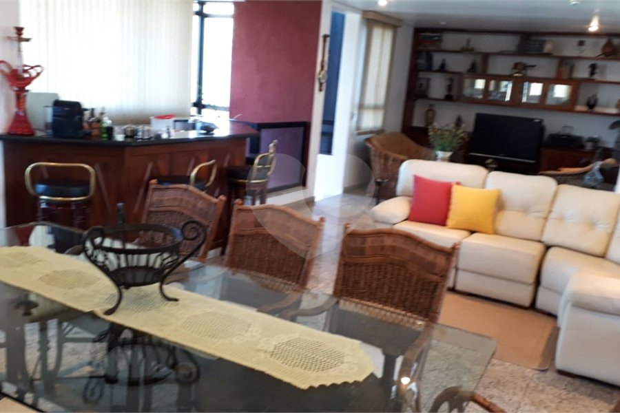 Cobertura à venda com 4 quartos, sendo 3 suítes, em Santana, São Paulo, SP