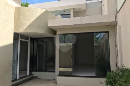 Sobrado à venda com 3 quartos, sendo 1 suíte,  em Jardim Chapadão, Campinas, SP