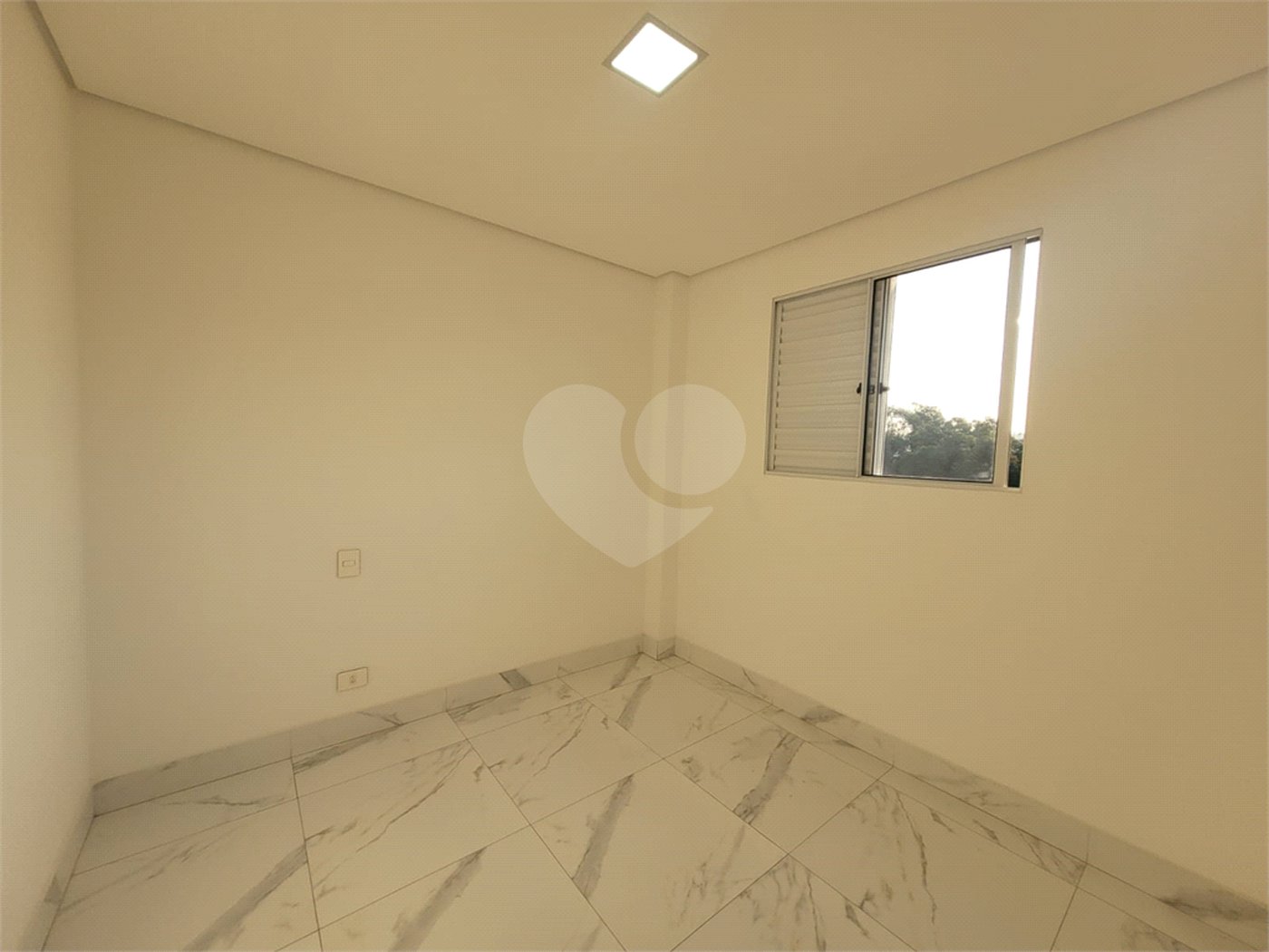 Apartamento à venda com 2 quartos em Vila Clarice, São Paulo, SP