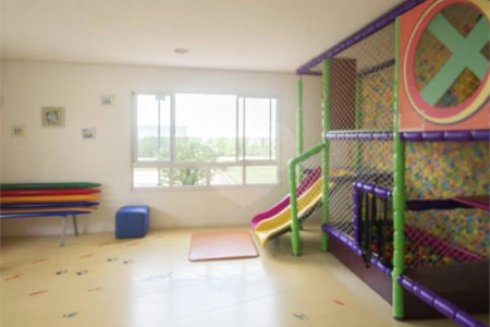 Apartamento à venda com 3 quartos, sendo 1 suíte, em Alto da Boa Vista, São Paulo, SP