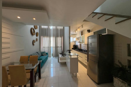 Apartamento com 2 dormitórios à venda, 78 m² por R$ 640.000,00 - Gonzaga - Santos/SP