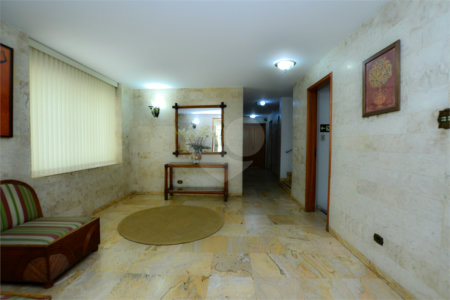 Apartamento à venda com 3 quartos, sendo 1 suíte, em Jardim Paulista, São Paulo, SP