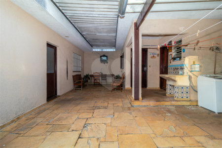 Casa Térrea à venda com 3 quartos, sendo 1 suíte, em Interlagos, São Paulo, SP