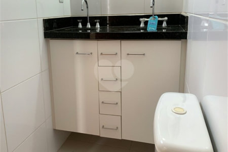 Casa à venda com 3 quartos, sendo 1 suíte, no condomínio Residencial Belle Ville Itaycy, Indaiatuba - SP