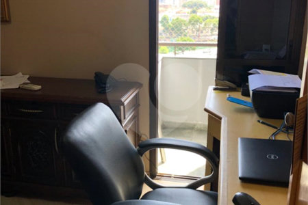 Apartamento à venda com 3 quartos, sendo 1 suíte, em Vila Azevedo, São Paulo, SP