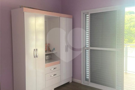 Casa à venda com 3 suítes no condomínio Altos de São Roque, São Roque - SP