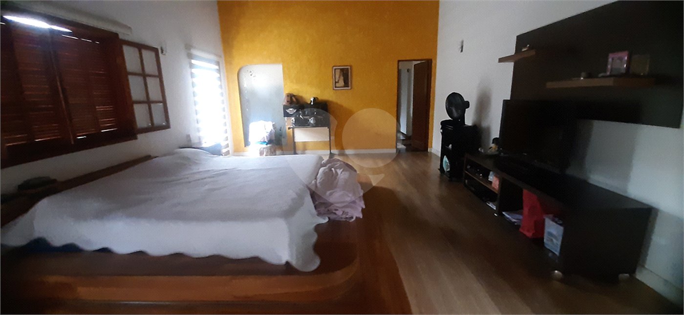 Casa à venda com 3 suítes no condomínio Chacarás Bela Vista, Mairiporã - SP